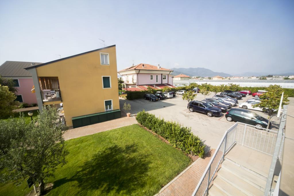 Residence Borgomare Albenga Dış mekan fotoğraf