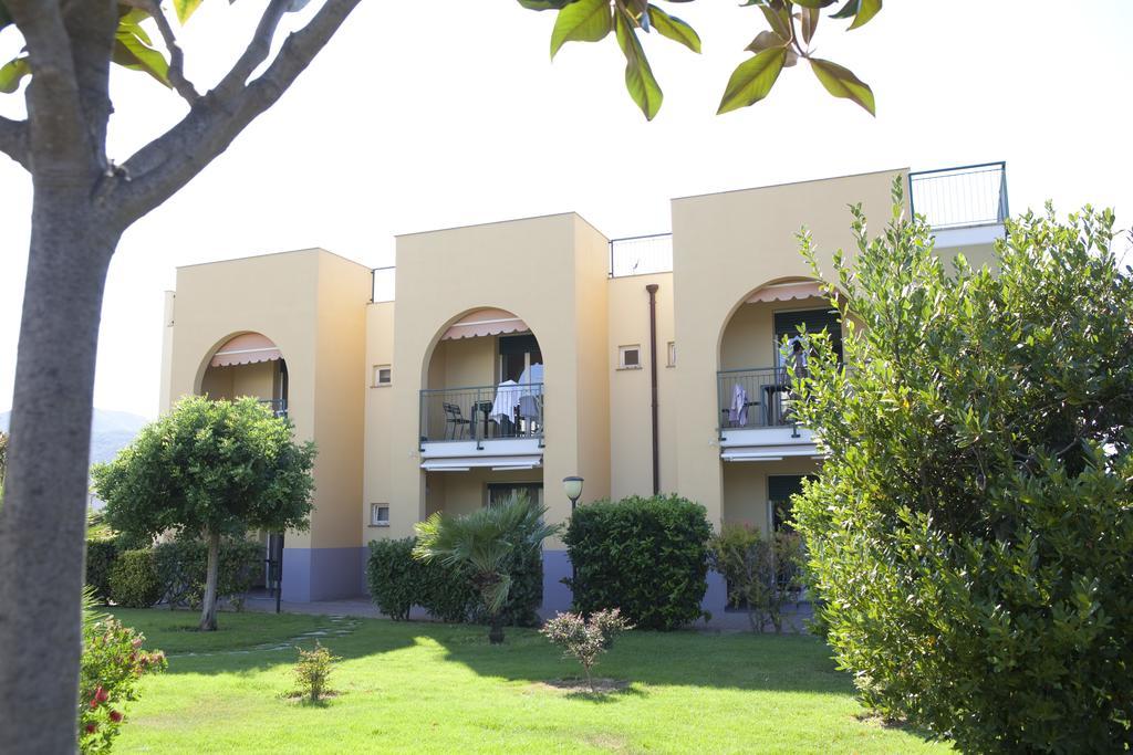 Residence Borgomare Albenga Dış mekan fotoğraf